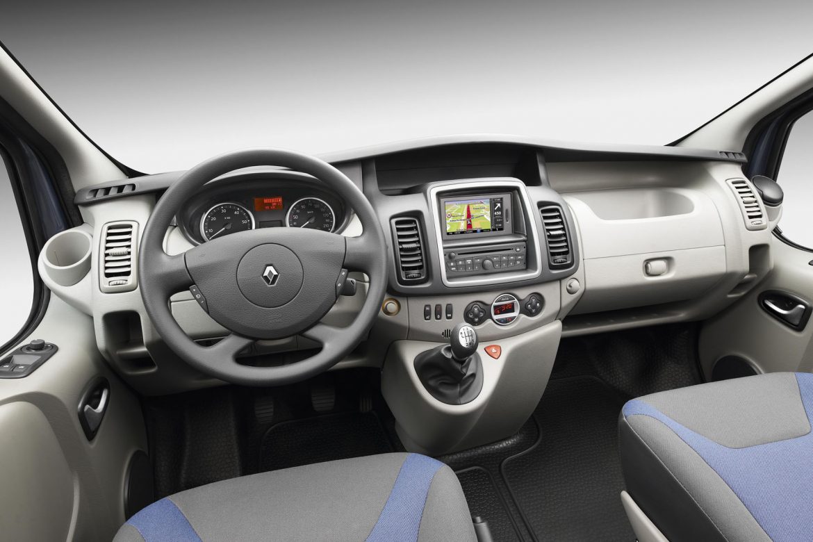 krans Ansichtkaart Reageren Renault bedrijfswagens nu nog efficiënter met Carminat TomTom LIVE  navigatiesysteem